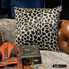 Housse de coussin carrée en velours imprimé animalier 61 x 61 cm, motif jungle sauvage, décoration Halloween noire, compatible avec les coussins