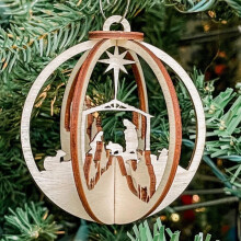 Crèche en bois de 7,9 x 7,9 cm, délicatement sculptée, représentant la naissance de Jésus, décoration chrétienne pour sapin de Noël.
