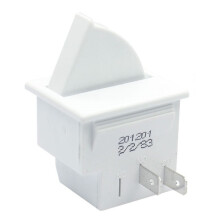 Interrupteur d'éclairage de porte de réfrigérateur 2/3 broches AC5A250V Accessoires pour réfrigérateur
