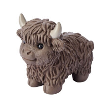 Figurine de vache des Highlands en résine Diceymbol, sculpture artisanale d'animal écossais, ornement pour la maison, le jardin et les cadeaux de