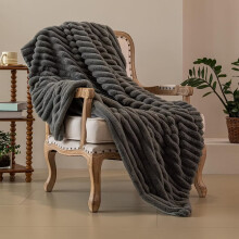 Luxury Yellow Faux Fur Throw Blanket 50x60, Soft Fluffy Couch Blanket for Bed, Car, Compatible with Home Decor, Cozy Gift for Women, Men, Kids