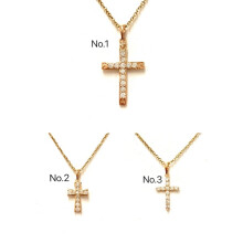 Collier plaqué or 18 carats avec croix n 1, longueur 43 cm