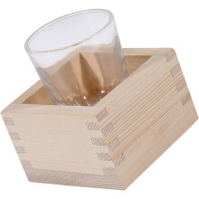 Verres à vin, tasses à saké japonaises, mugs à café en bois