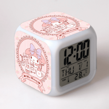 Réveil LED avec mélodie et effets lumineux, horloge de bureau numérique colorée et lumineuse, compatible avec HTNL#559, cadeau pour enfants et