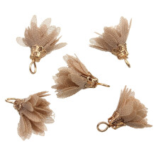 20 pezzi Accessori fai da te manuali Delicati ciondoli a forma di fiore in chiffon Ornamenti pendenti a petalo Accessori per la creazione di gioielli