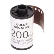 35mm Color Print Film 8 Exposures 200 ISO  Resolution Vintage Effect for 135 Cameras with Box