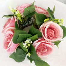 Couronne de roses artificielles, bougeoir, style européen, pour décoration de table de mariage champêtre ou d'intérieur.