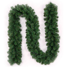 Guirlande de Noël artificielle HESHENG, couronne de sapin artificiel de 2,74 m (9 pi) pour la décoration de cheminée intérieure