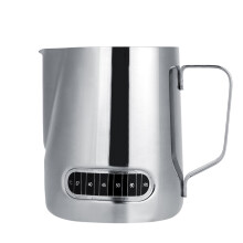 Jarra de Espuma de Leche - Delaman Tazas de Café Espresso de Acero Inoxidable con Medición de Temperatura 600 ml