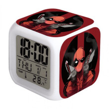 Sveglia digitale HANNTAOO per bambini, orologio a LED con colori cangianti a tema supereroi Marvel, termometro e luce notturna, regalo per bambini e