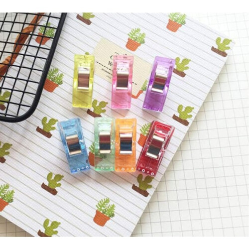 200 pcs Multifunctional Sewing Clips for Quilting, Crafts, Replace Sewing Buttons 2