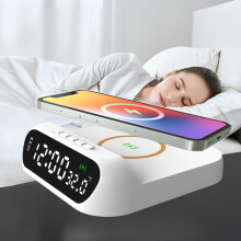 Jacenvly Vintage Christmas Decor 3-in-1 15W Wireless Charger Clock, LED Digital Alarm Clock with Temperature Display & Charging Bracket