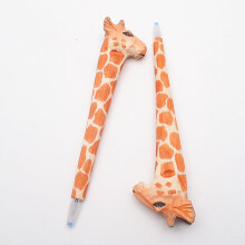 Stylo gel en bois sculpté à la main, motif animal, stylo original et amusant, accessoire de papeterie mignon, cadeau unique pour les amoureux des