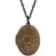 Eease Locket Necklace Retro Necklace Pendant Necklace Clavicle Chain Neck Jewelry