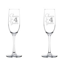 Set of 2 Glass Champagne Flutes Sparkling Wine Glasses Anniversary Cheers 4 Years (8 oz Stemmed)