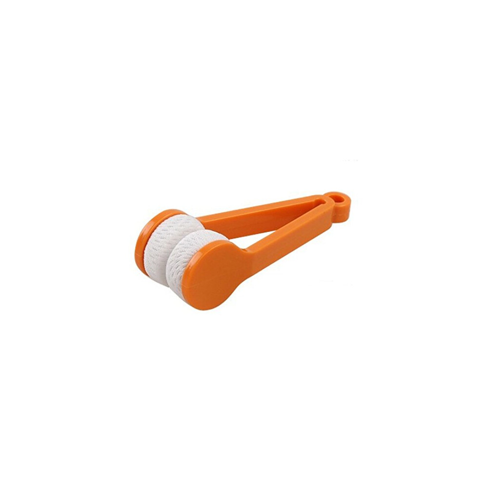 Mini Microfiber Glasses Cleaner Clip with Reusable Pads for Fast Scratchâ Lens Cleaning