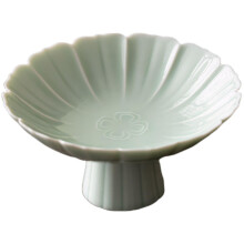 Ceramic Fruit Bowl with Lotus Petal Rim and Footed Porcelain Serving Dish for Tea Table Decor Light Green