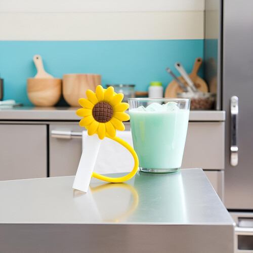 Silicone Sunflower Straw Covers Reusable Splashproof Dustproof Drinking Straw Tips for Cups 1