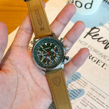 (Silver shell, green face) Quartz multi-functional luminous business and fashion wristwatch