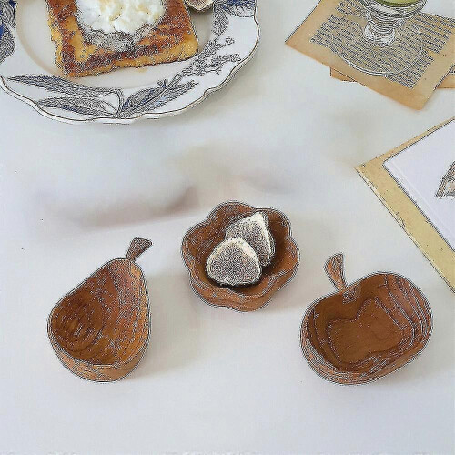 Japanese Teak Flavor Solid Wood Creative Pear-shaped Dish (apple) 1