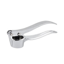 Garlic Press Stainless Steel Ergonomic Grip Manual Ginger Crusher Peel Dishwasher Safe 1pcs