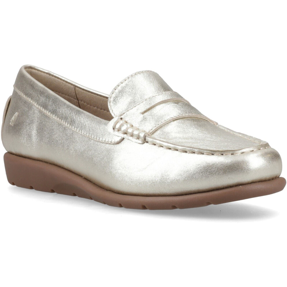 Hush Puppies (, ) Shelby Leather Women's Gold Loafers