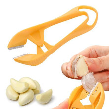 Stainless Steel Garlic Peeler Tool with Ergonomic NonSlip Handle for Fast Garlic Skin Removal, 1pcs Yellow