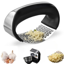 Stainless Steel Garlic Press Rocker with Ergonomic Comfort Grip for Effortless Kitchen Use, 1 Piece