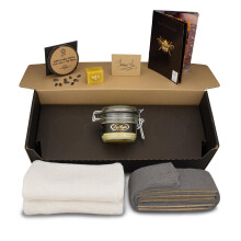Gilboys Premium Clear Beeswax Furniture Polishing Kit ('pure gold')