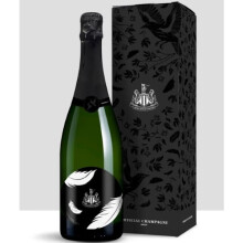 Newcastle United FC Official Carabao Cup Winners Champagne 2024/25, Limited Edition, Premium Gift Box