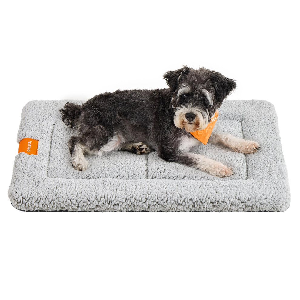 Feandrea Warm Dog Cat Bed, Dog Mattress For Crate, Pet Blanket For Dogs And Cats, 75 X 50 Cm, M, Machine Washable Dryer Friendly, Non Slip, Light Grey
