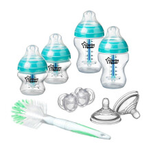 Tommee Tippee Advanced Anti-Colic Newborn Baby Bottle Starter Set, Breast-Like Teat and Heat Sensing Technology, Clear
