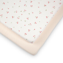 CuddleCo Cot Bed Sheets 2pk - 140 x 70cm Fitted 100% Cotton, Elasticated - Cot Bed Sheets 140 x 70 Fitted for Comfort and Cosy Sleep (Ditsy Cherry)