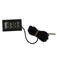 Digitales LCD-Thermometer mit 50C bis 110C Genauigkeitsanzeige und 2m-Kabel für den Innenbereich im Freien