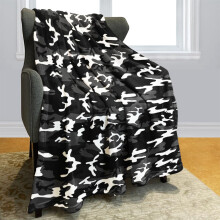 Camouflage Blanket Black Camo Fleece 50x60 Hunting Design Warm Cozy Throw for Trips