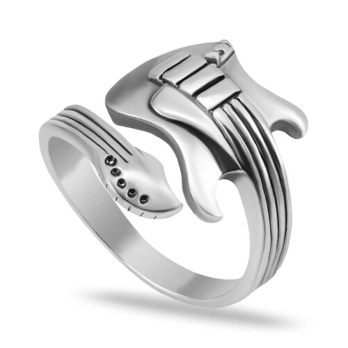 Herrarnas silverring – stilfull gitarrinspirerad design – perfekt herraccessoar herrringar gitarrtillbehör ringar herrar