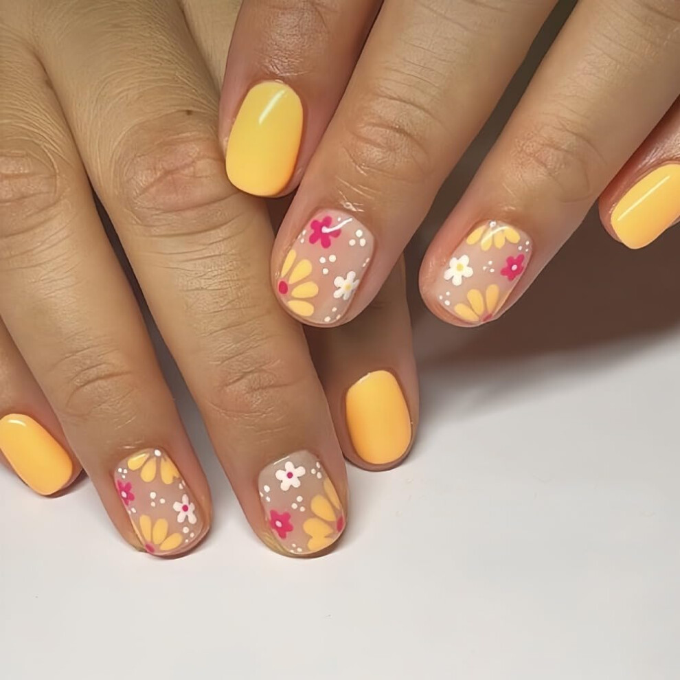 Yellow Floral Press On Nails Short Square Fake Nails Reusable Acrylic Nails Instant Salon Look 24 Pcs