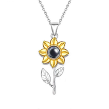 Collana con girasole in acciaio al titanio con proiezione "Ti amo" in 100 lingue, ciondolo in rame, regalo per donna 2024
