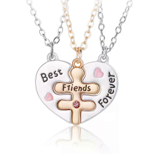 3Pcs Magnetic Heart-shaped Necklace for Women Cute Best Friends Forever Stitching Pendants BFF Friendship Birthday Gifts 2025