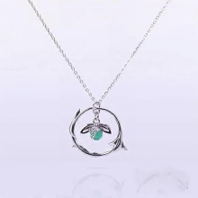 Collier pendentif fleur Final Fantasy 7 Aerith Réunion pour hommes et femmes, chaîne en métal, bijou accessoire de cosplay, cadeau