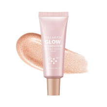 Liquid Foundation Light Shade with Natural Radiant Finish and Deep Hydration for Glowing Skin