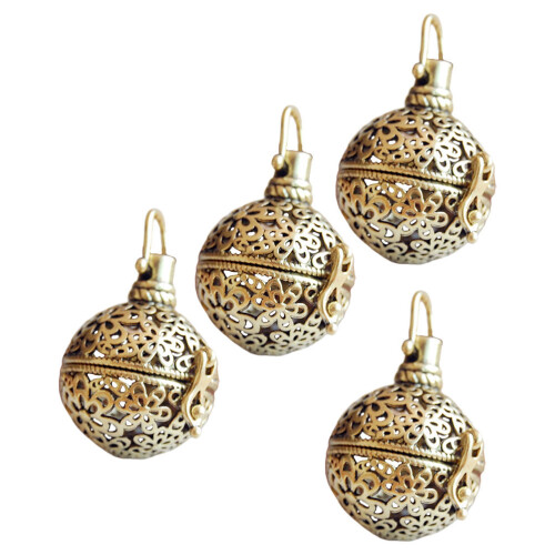 4 Pcs Essential Oil Diffuser Ball Pendant Aromatherapy Ornaments 2