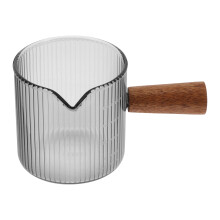 Kleiner Glas-Kännchen Mit Holzgriff Für Kaffee Und Milch