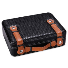 Cigar Humidor Travel Case with Handmade Cedar Lining, Black Leather, Holds 50 Cigars