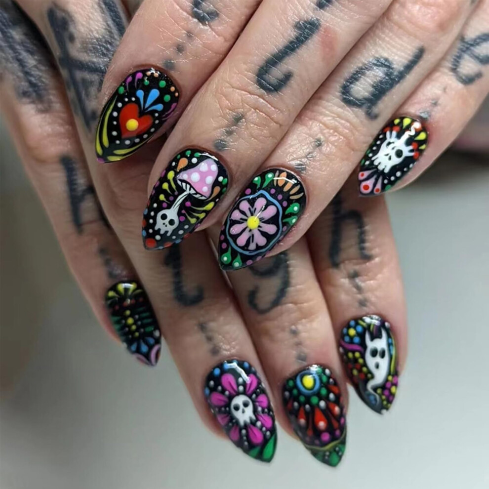 Halloween Press On Nails Short Almond Fake Nails with Ghost Skull Flower Mushroom Gothic Designs 24Pcs
