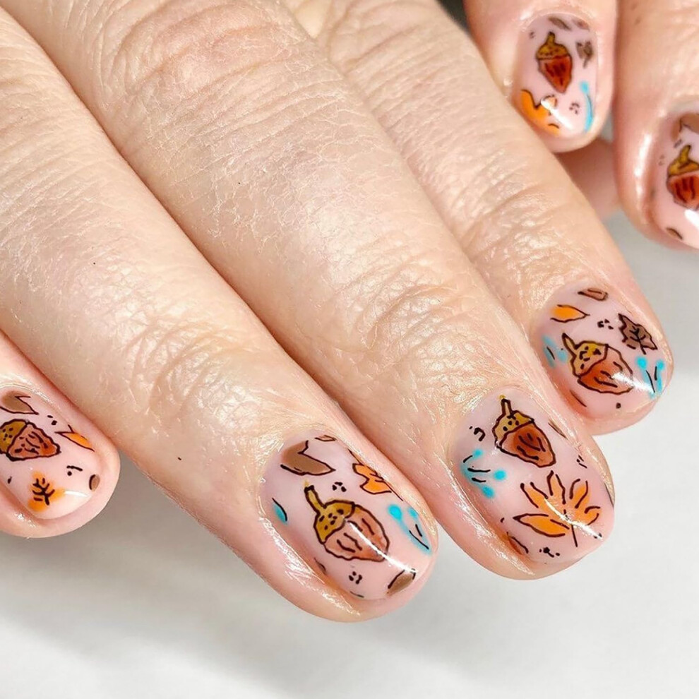 24 Pcs Short Oval Nude Press on Nails with Maple Leaf Design, Reusable Glossy Fake Nails Set
