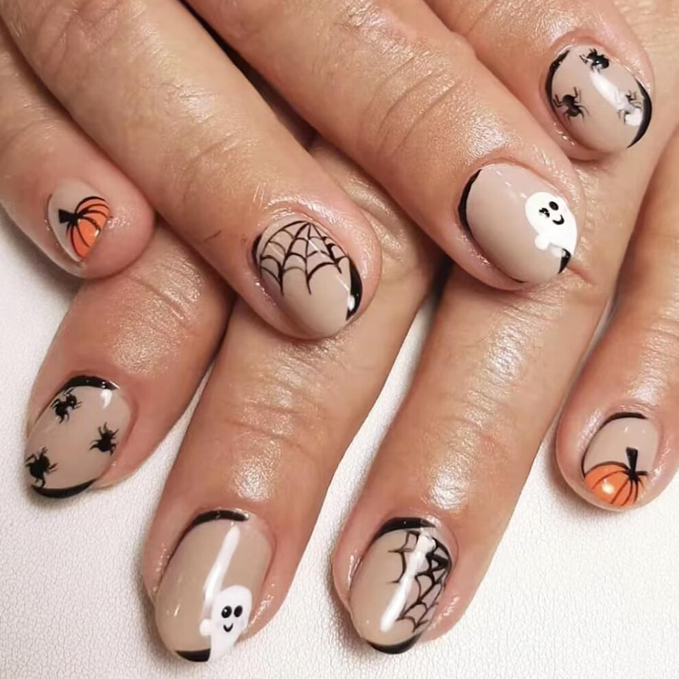 24Pcs Halloween Press On Nails Short Oval Full Cover Fake Nails Ghost Pumpkin Spider Web Designs Reusable