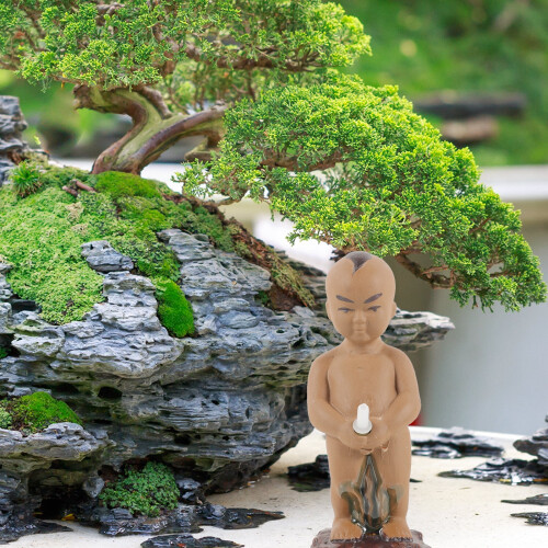 WeiWei Ceramic Pee Boy Fountain for Home Garden Decor 1