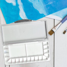 Watercolor Palette with 18 Wells, Gouache & Acrylic Paint Mixing Tray, Large Capacity Storage Box, Portable Travel Paint Pallet