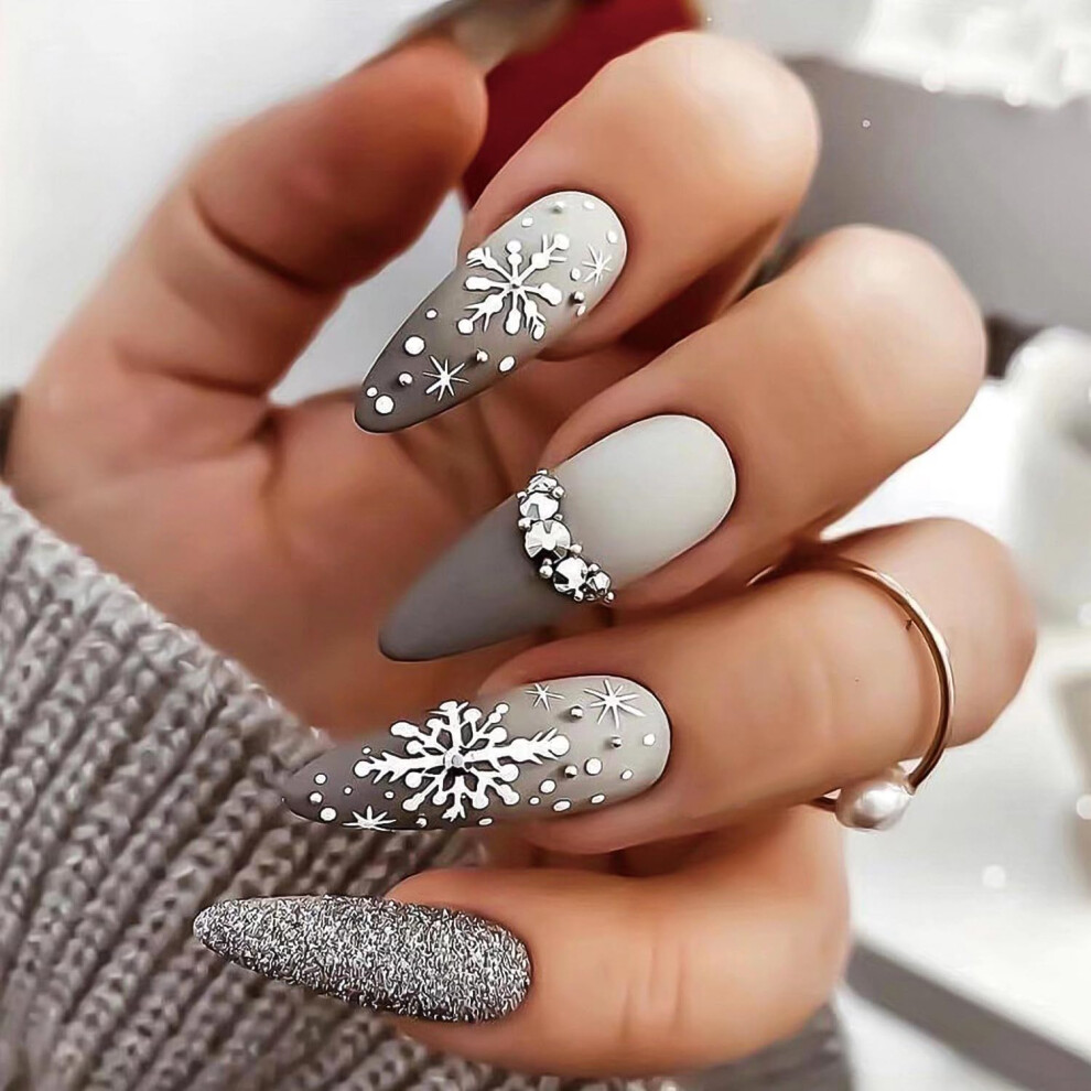 Christmas Press on Nails Medium Almond Fake Nails Snowflake Gradient Design 24pcs Salon Quality